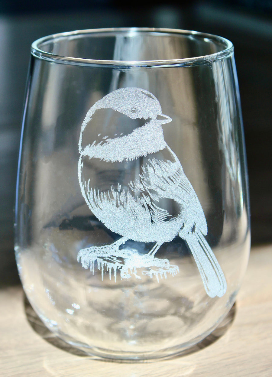 Black Capped Chickadee Engraved Glasses