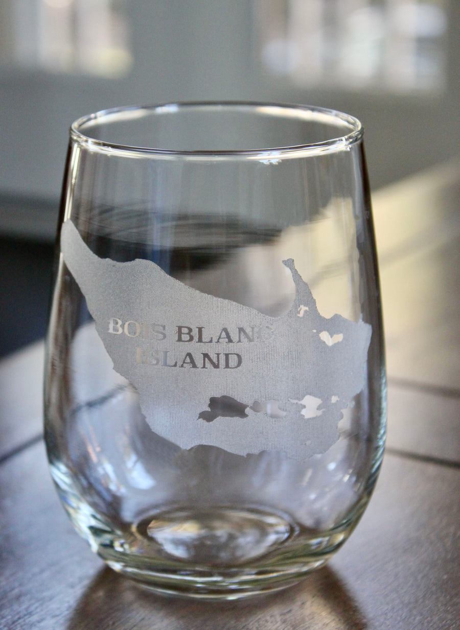 Bois Blanc Island Map Engraved Glasses