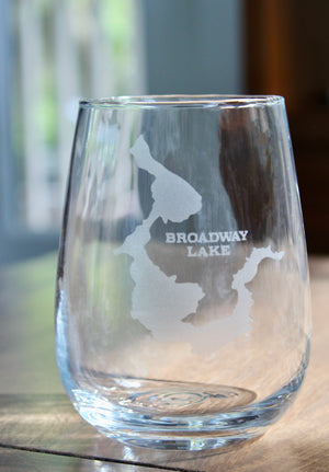 Broadway Lake, SC Map Engraved Glasses