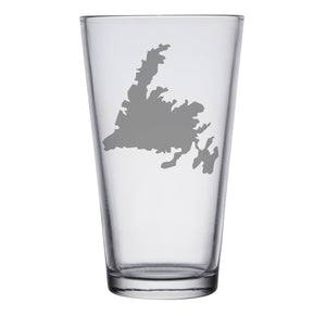 Newfoundland Map Engraved Glasses